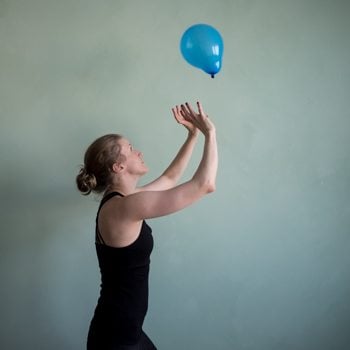 balloon tossing