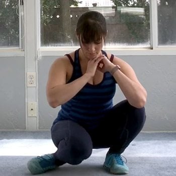 Squat with internal rotation